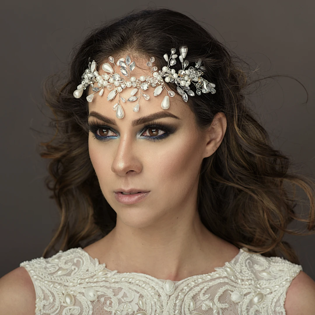 Diseño de cejas por Andrea